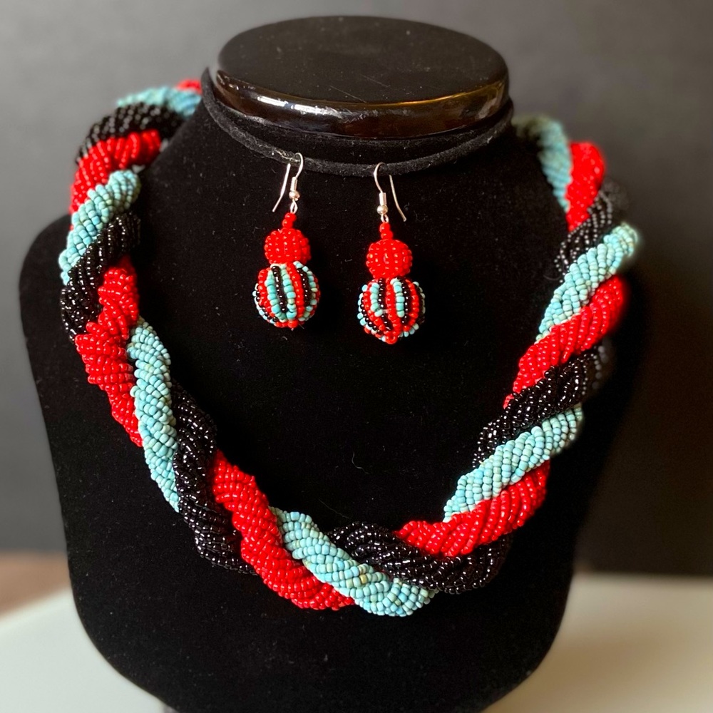 NEW ! Braided Seed Bead Necklace & Earring Set